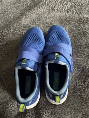 Royal Tiems with Cleats Included Spin Shoes